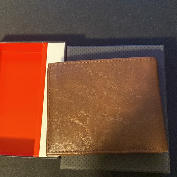Guess men wallet - Picture 3 of 5